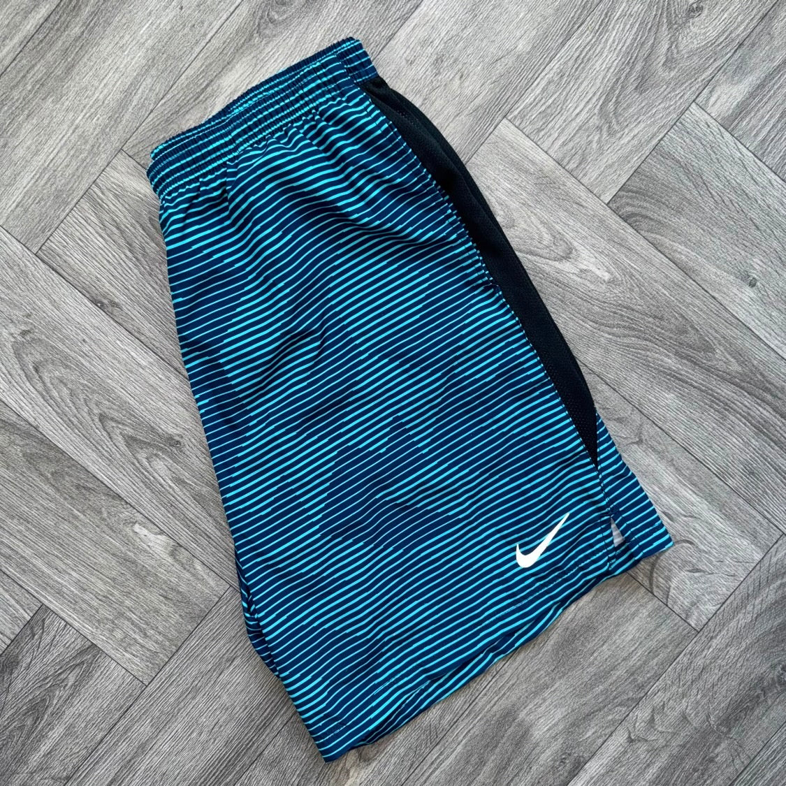 Emerald Nike Geometric Camo Shorts
