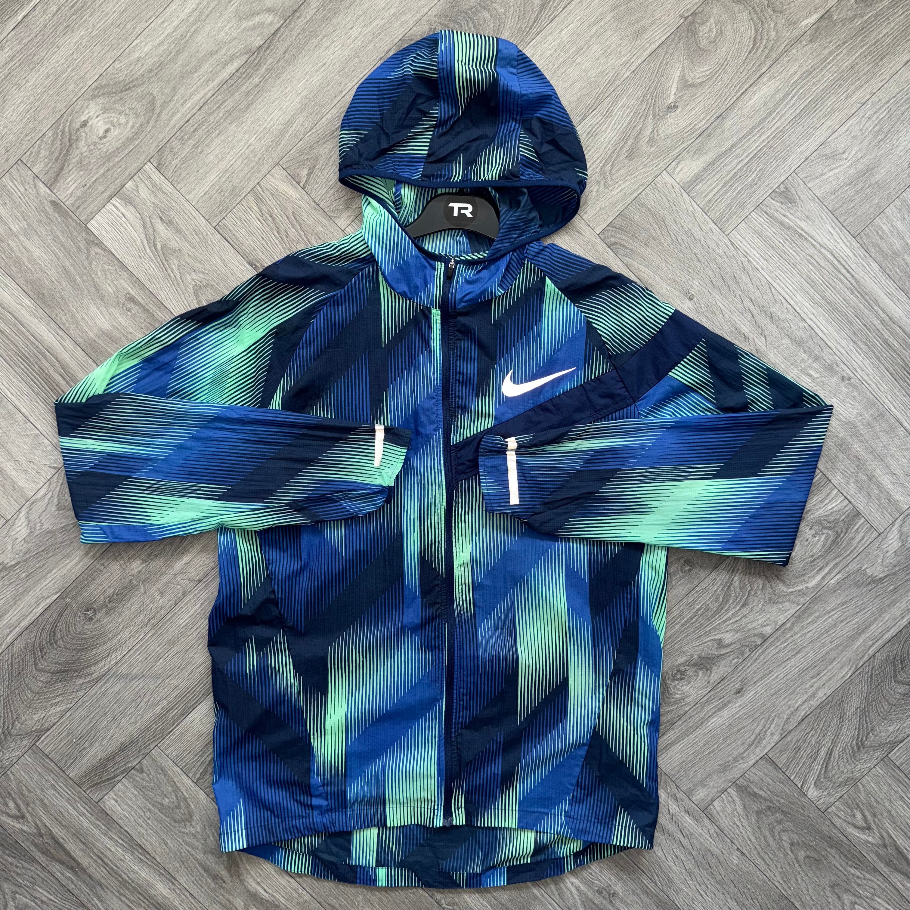 Abstract Nike Impossibly Light Windrunner