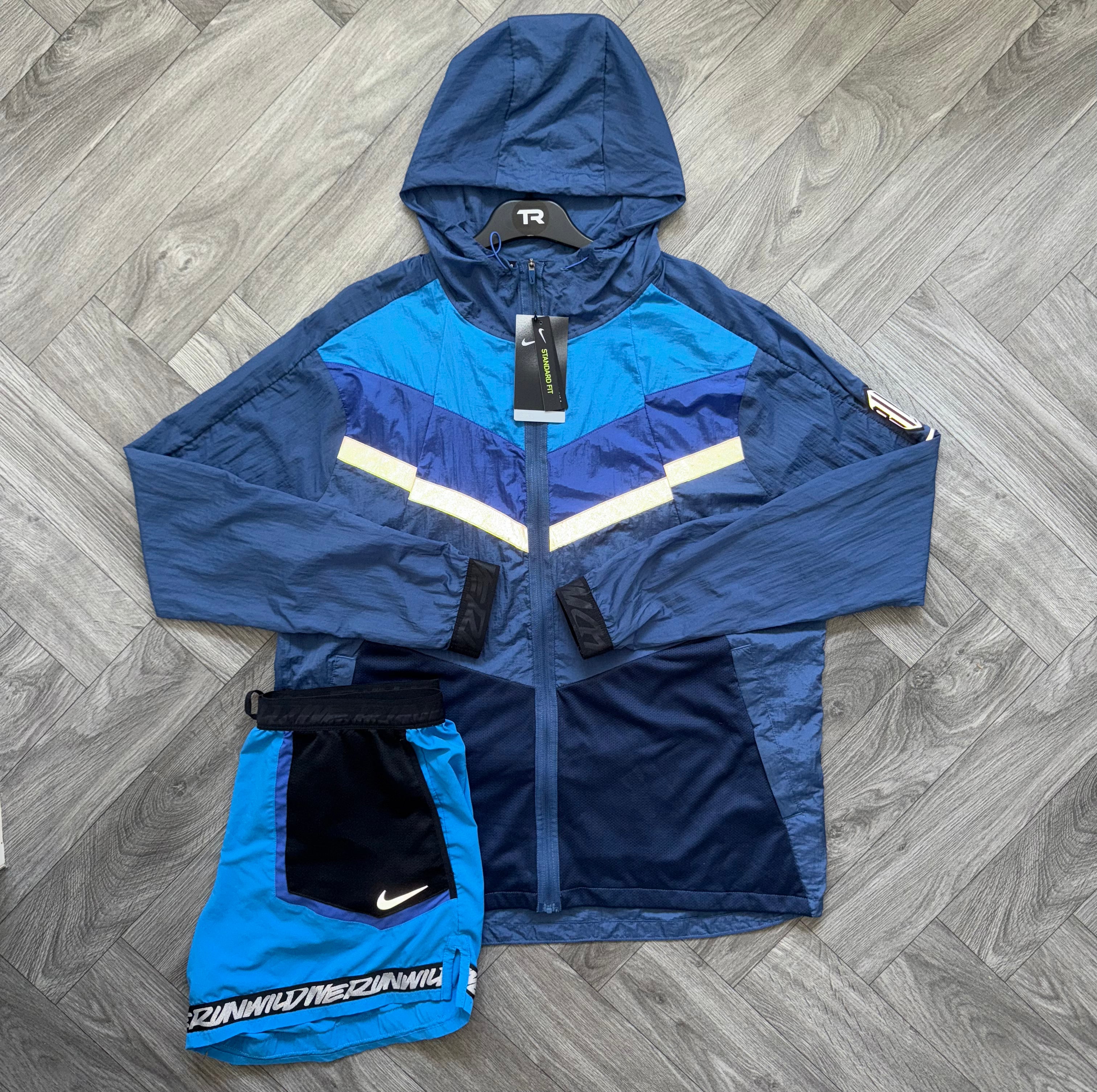 (New) Nike Stash Blue Wild Run Set