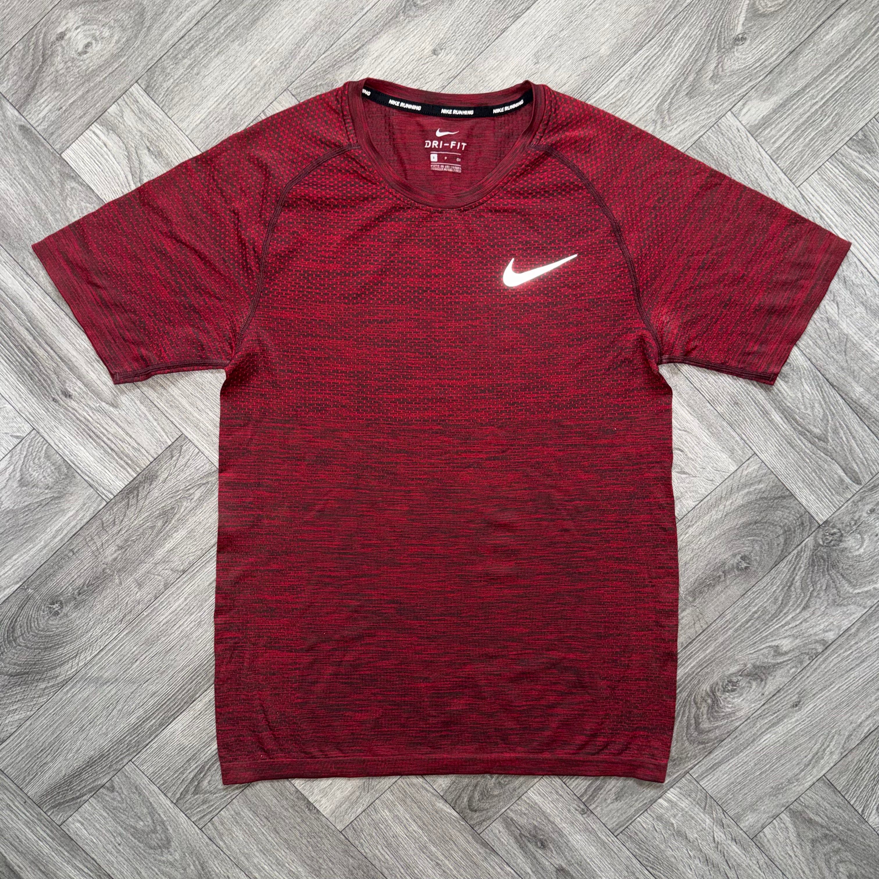 Nike Techknit 1.0 - Lava