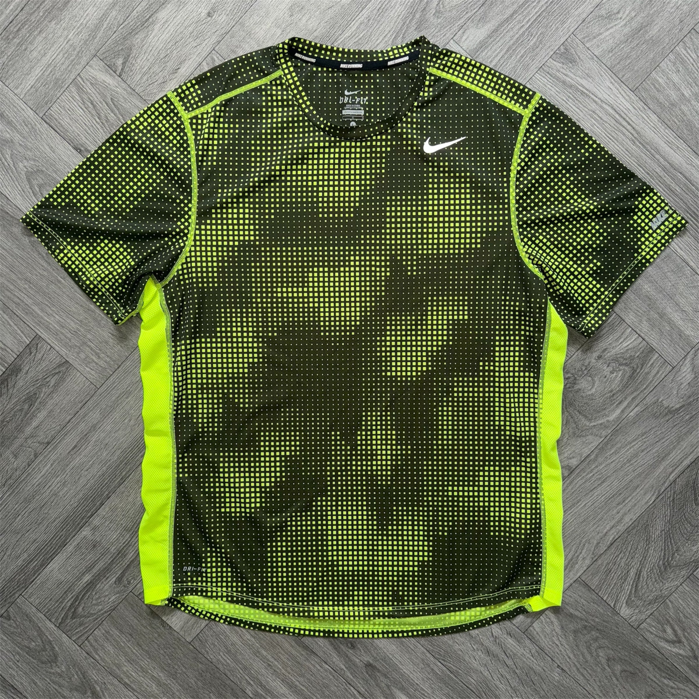 Neon Nike Pulse Tee