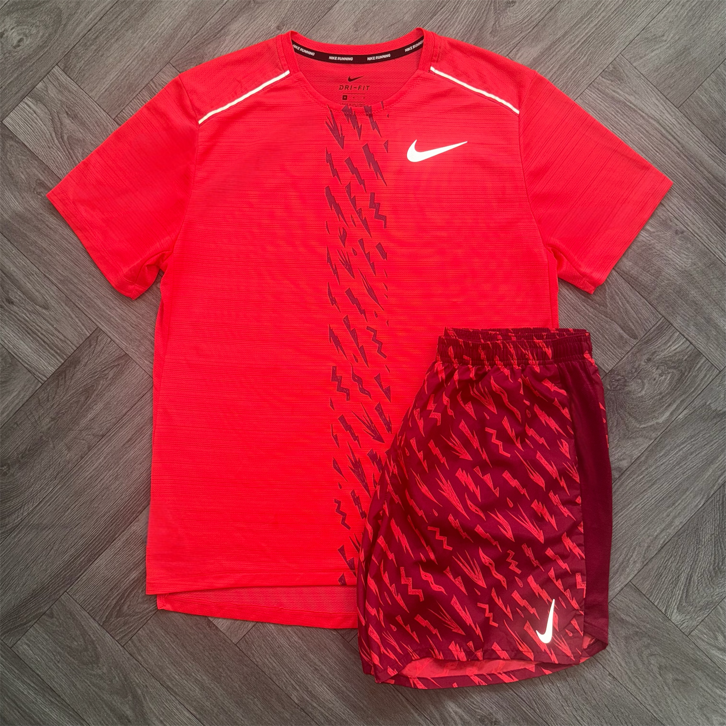 Red Nike Bolt Set