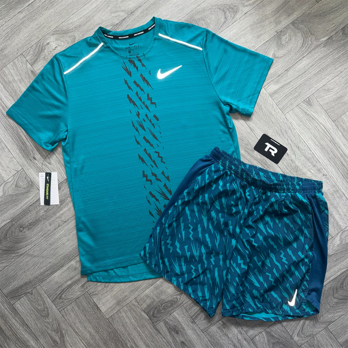 (New) Teal Nike Bolt Set