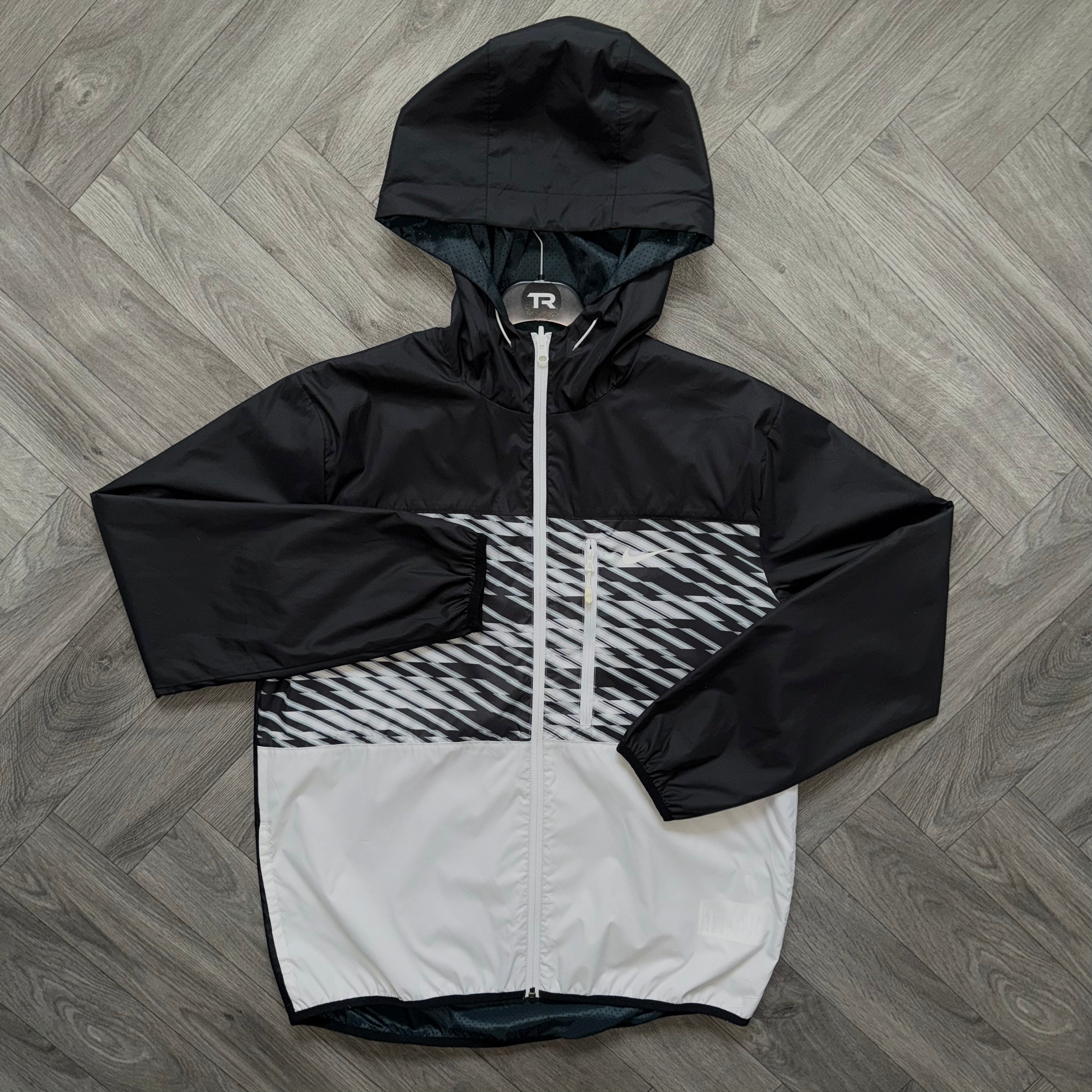 Reversible Nike Reverse Dust Windrunner