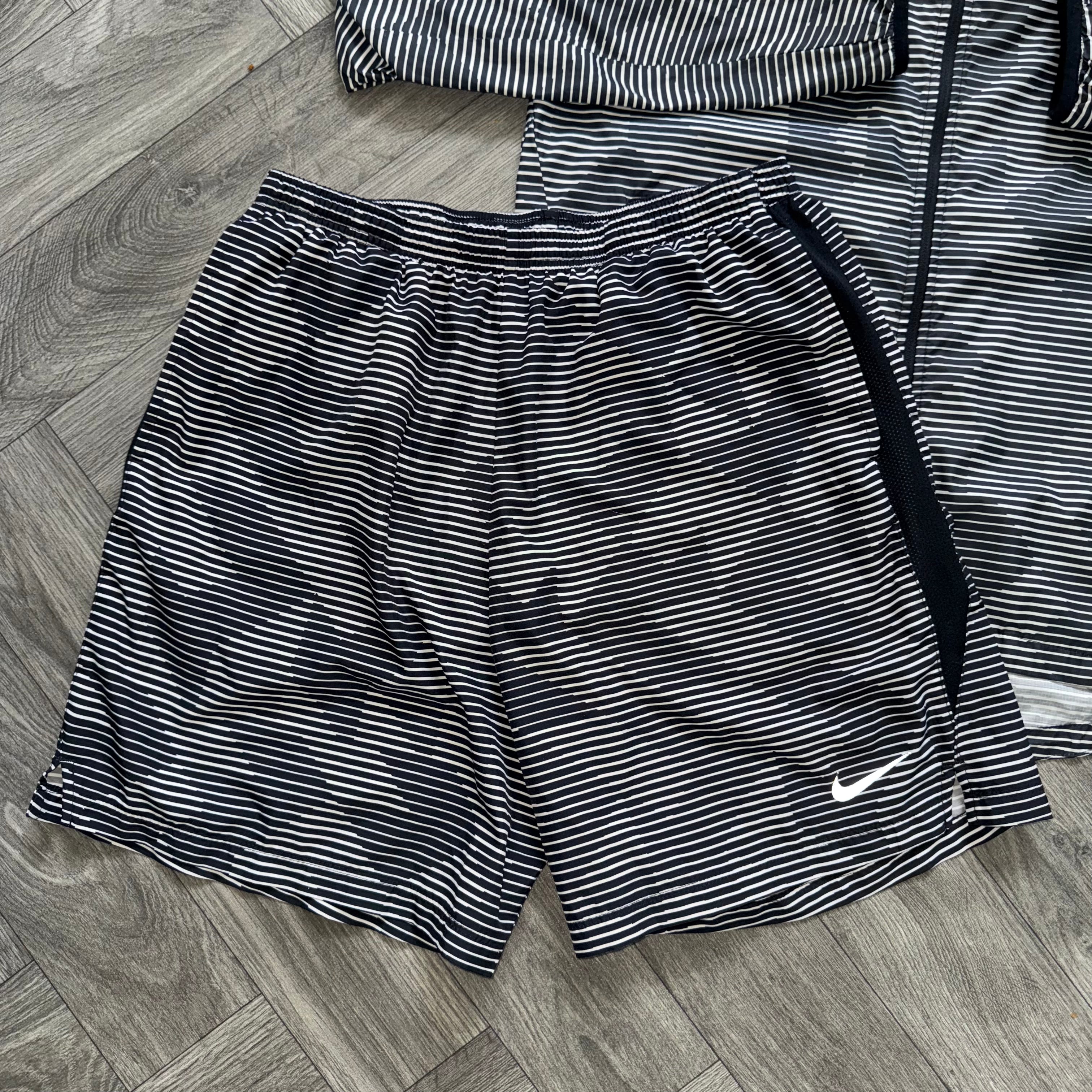 Grey Nike Geometric Camo Set