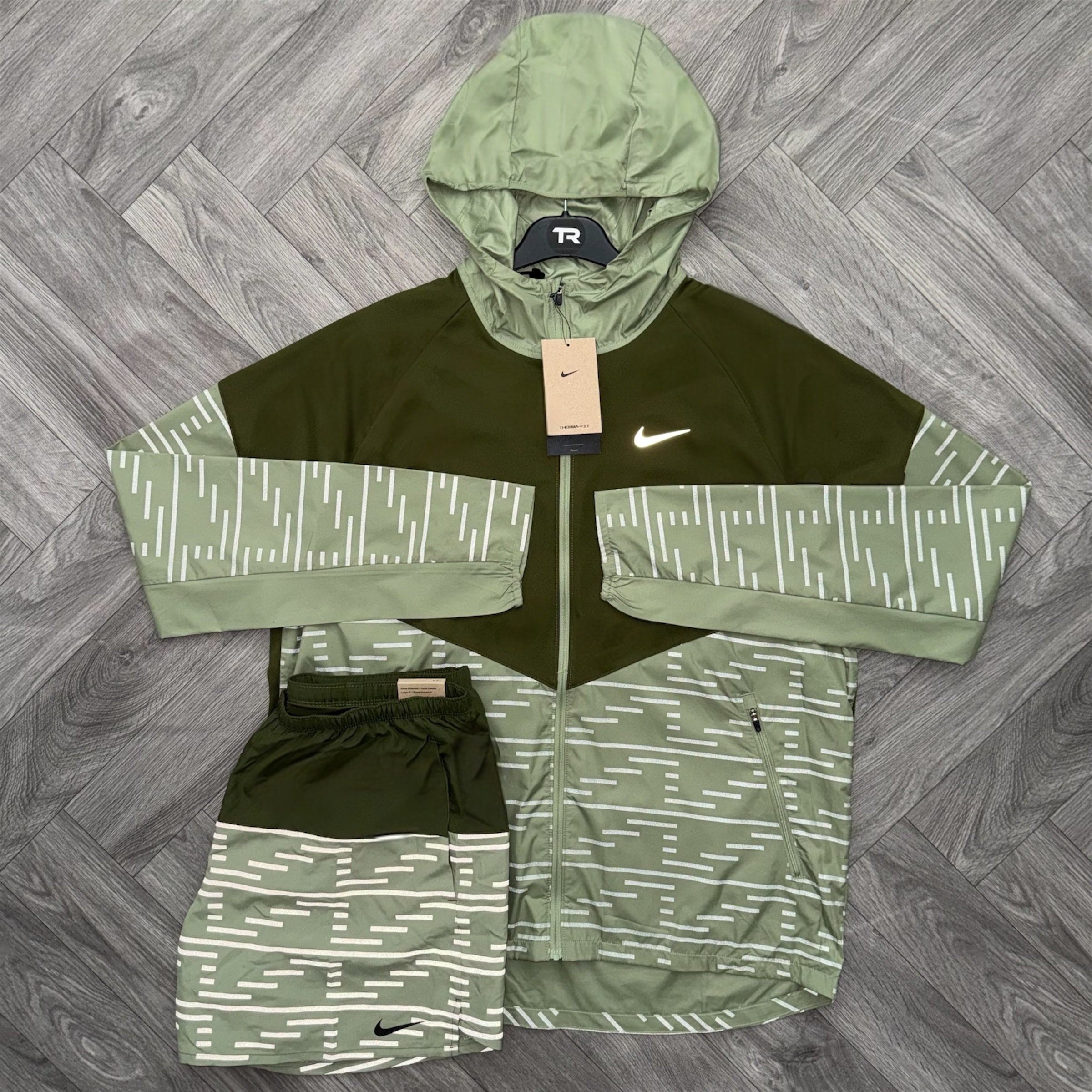(New) Khaki Nike Therma-Fit Reflective Set